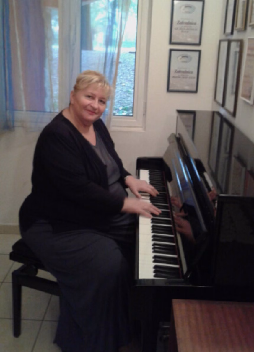 Ćirilicom: Večeras dokumentarni film o Mirjani Pajović i koncert Harmonije