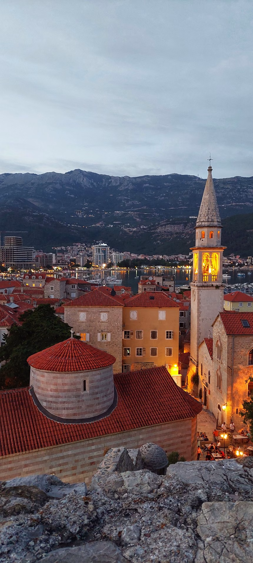 Budva razvija noćnu ekonomiju kroz EU projekat Gradovi kad padne mrak