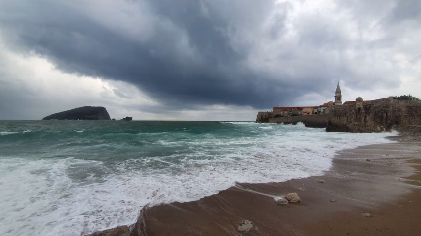 Danas oblačno sa kišom