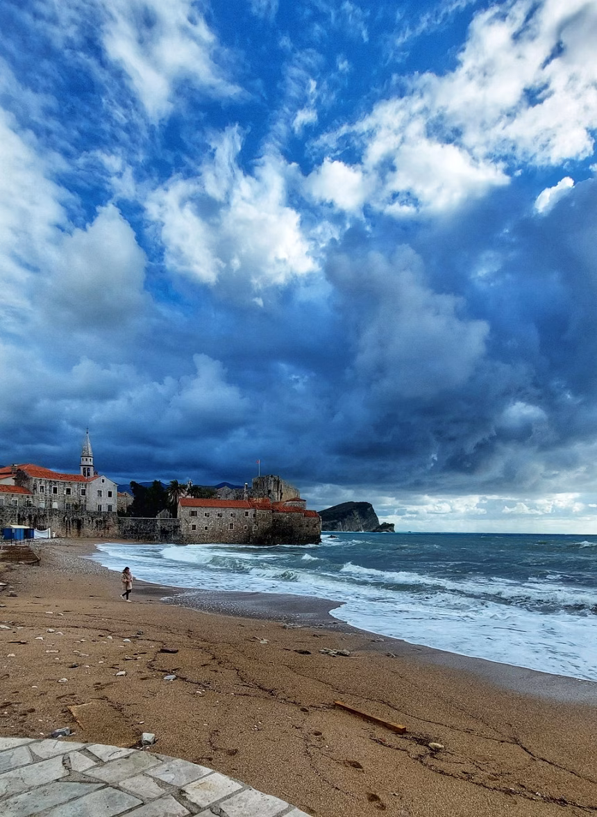 Promjenljivo oblačno, do 21 stepen