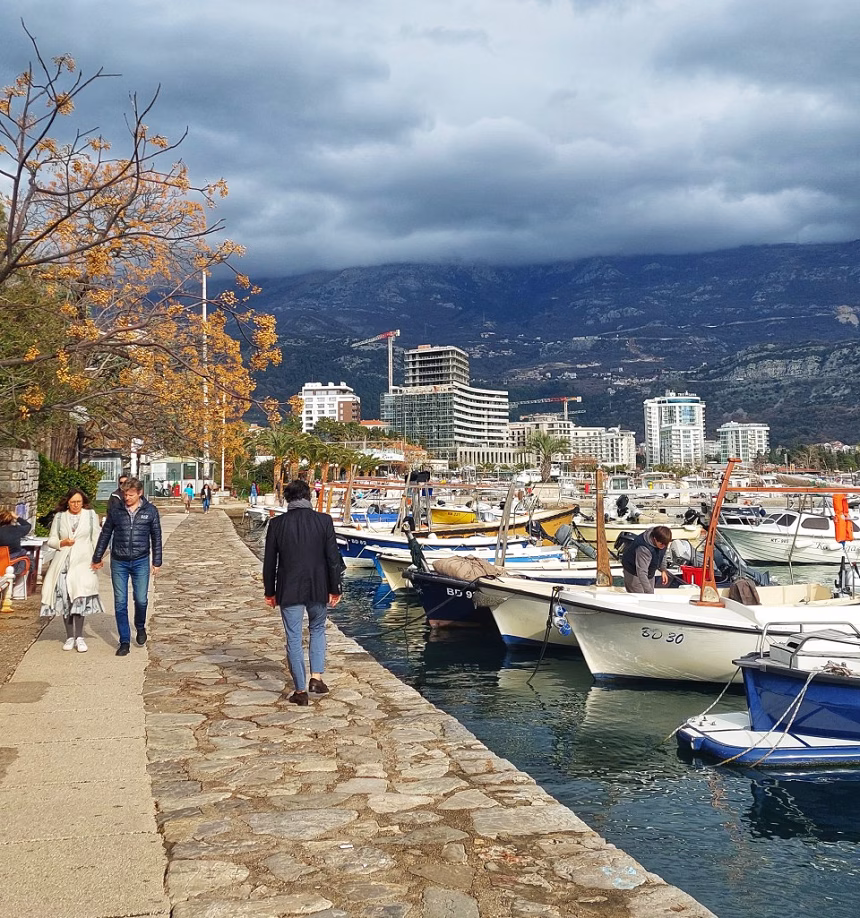 Sjutra promjenljivo oblačno