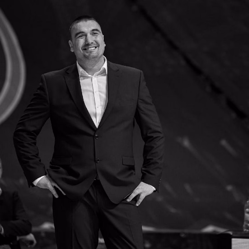 Sahranjen Dejan Milojević