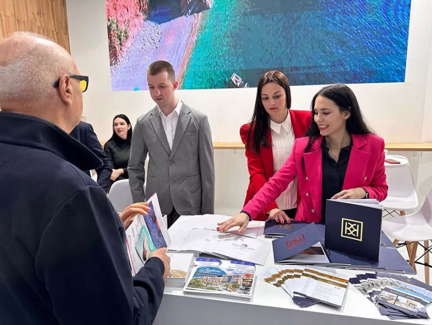 (FOTO) Budvanska turistička privreda na sajmu u Beogradu