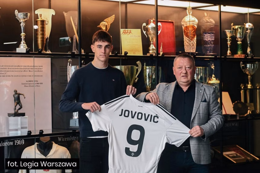 Budvanin potpisao za Legiju do 2026.