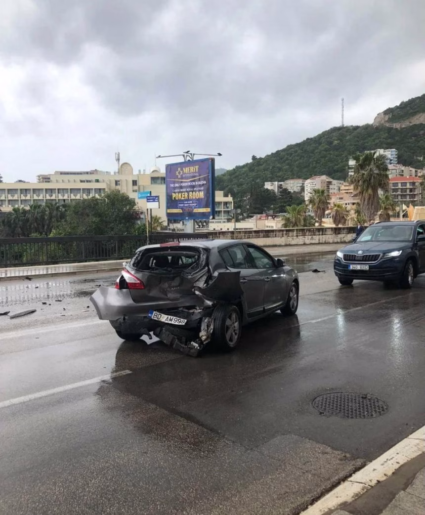 (FOTO) Udes u Bečićima, kilometarske kolone ka Budvi