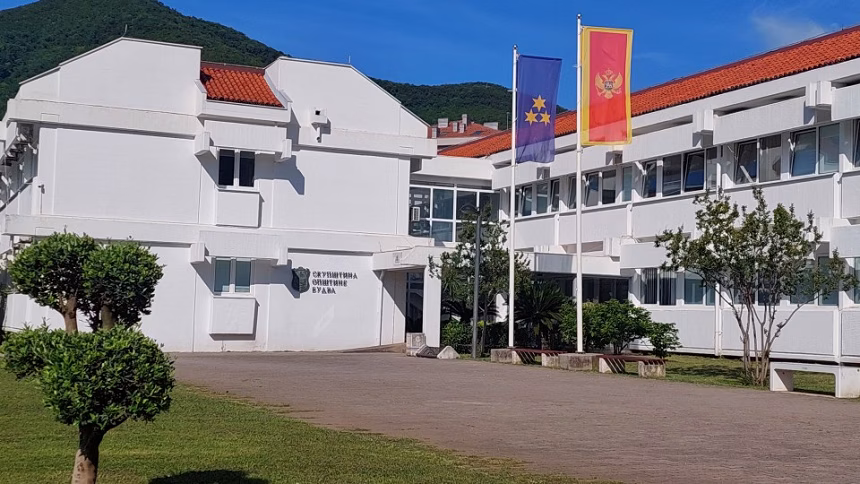 Opština Budva planira otpremnine za racionalizaciju lokalne uprave