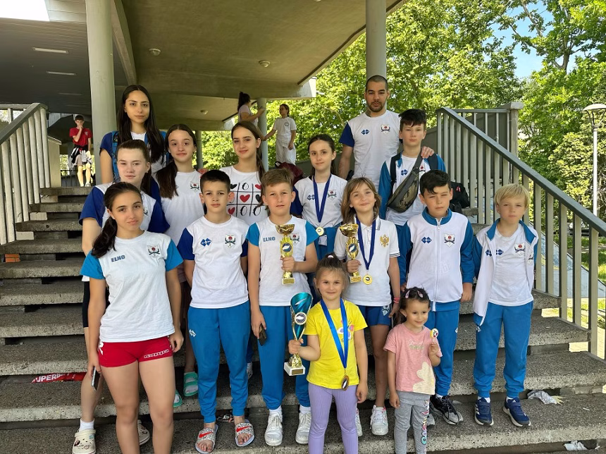 Dva zlata i bronza za karatiste „Starog grada” na „Roda Kupu” u Beogradu