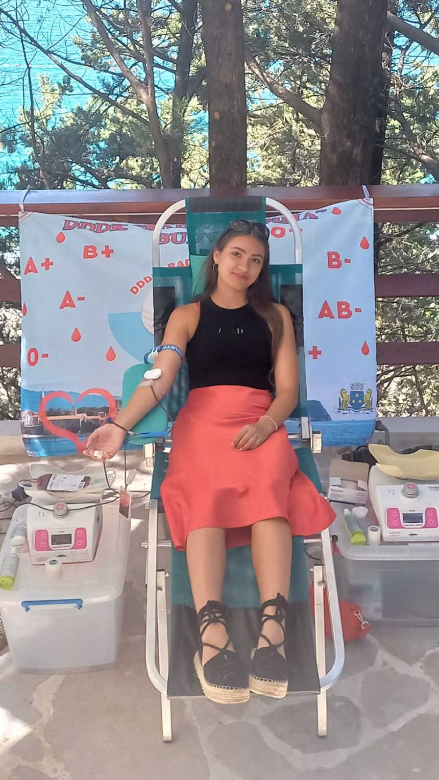 (FOTO) U današnjoj akciji darivanja krvi prikupljeno 37 jedinica