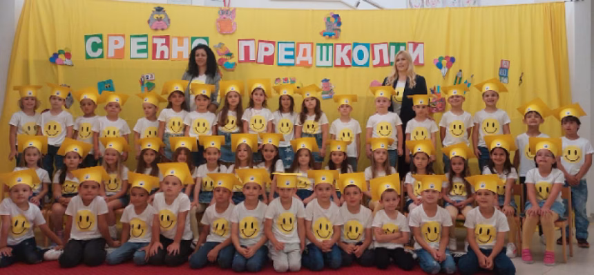 Raspjevani kraj pun zahvalnosti: Doviđenja dragi vaspitači, lijepo nam je u vrtiću bilo