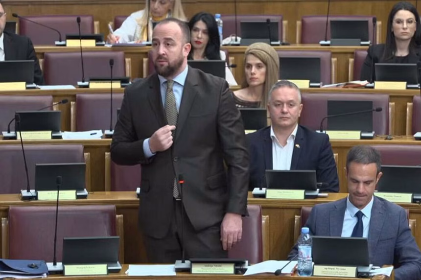 Nikolić: Tekst rezolucije o Jasenovcu nije u Službenom listu jer taj dokument ne postoji