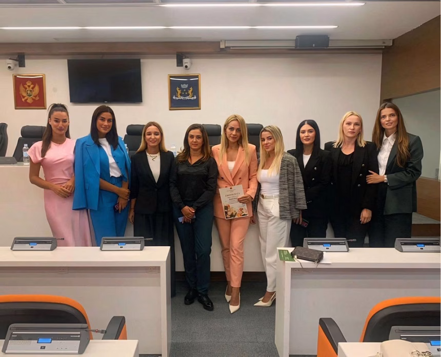 Opštinski odbor NSD-a: Snažna podrška festivalu „Tvojih pet minuta“