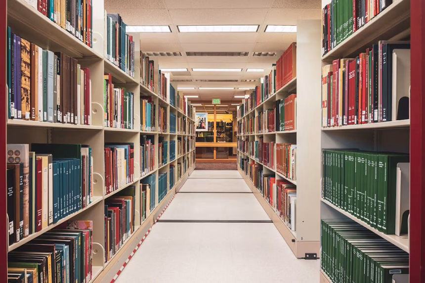 Dvije hiljade novih naslova u budvanskoj biblioteci