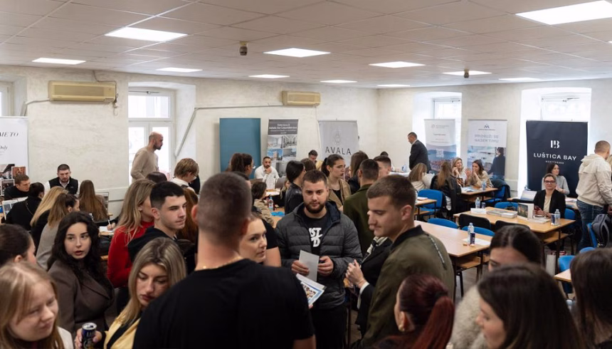 Sezonski poslovi nisu samo privremeni angažmani, već često prvi korak ka dugoročnoj karijeri