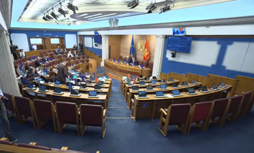 Rok za zamjenu ličnih karata produžen do 30. septembra