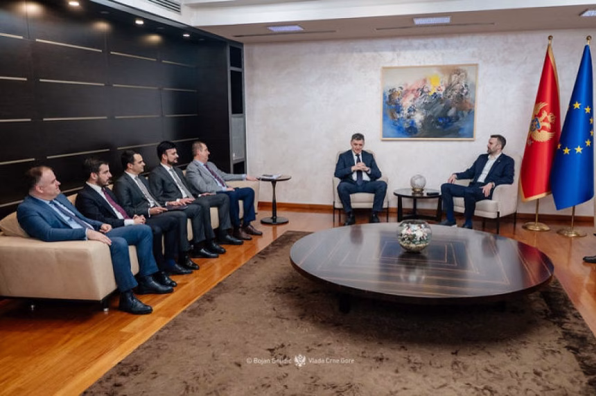 Jovanović na sastanku sa premijerom: Valorizacija Jaza i Buljarice zahtijeva rješavanje imovinsko-pravnih odnosa