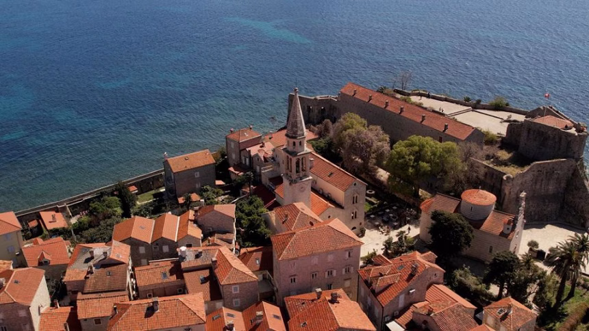(VIDEO) Budva,  Sveti Stefan i Kotor iz vazduha – Uživajte u ljepotama crnogorske obale