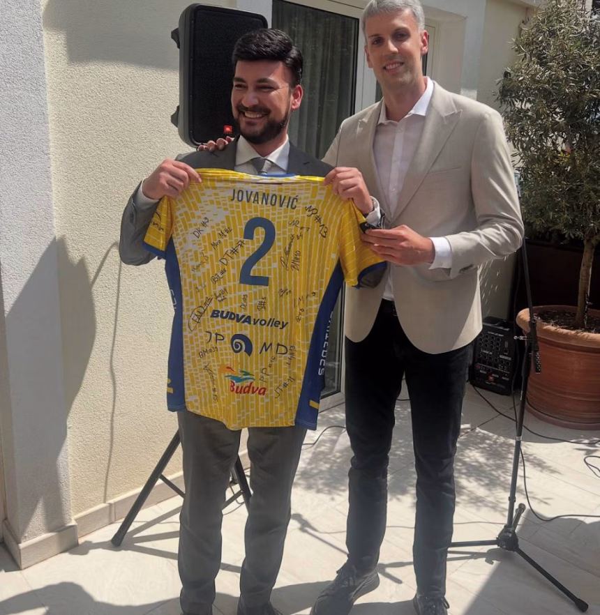 Opština Budva uputila čestitke Odbojkaškom klubu “Budva” na izvanrednom sportskom uspjehu