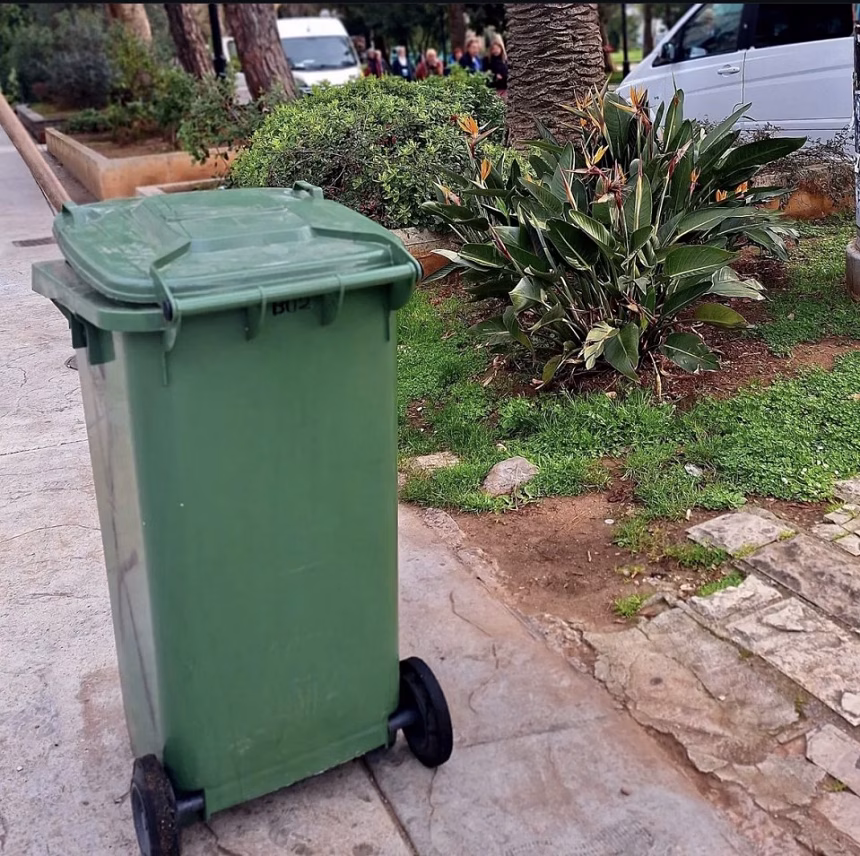 Komunalno Budva: Tokom karnevala prikupljeno 376 tona otpada, Stari grad detaljno čišćen svakog jutra