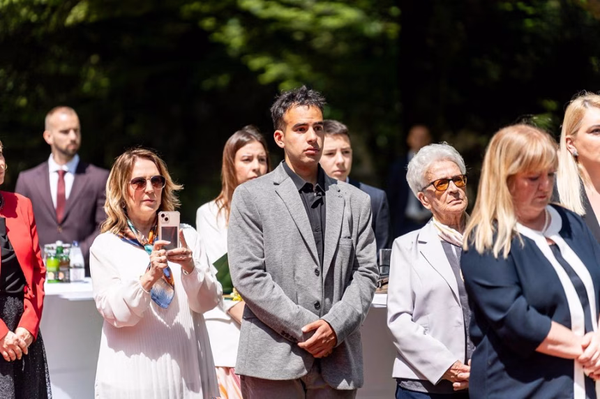 Dr Tatjani Motrenko-Simić uručeno državno odlikovanje