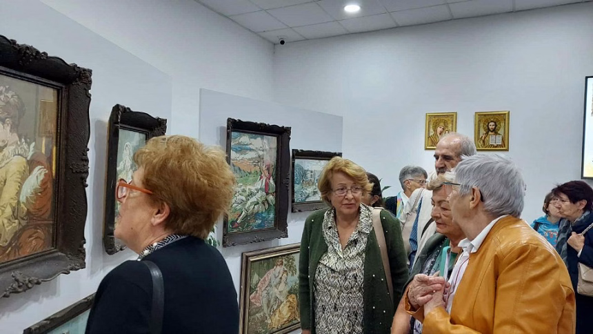 U Crvenom krstu Budva umjetnost i tradicija utkali ljubav u srca i generacije