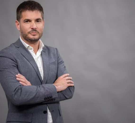 Zenović i sindikat Budvanske rivijere: Protestna šetnja 17. decembra