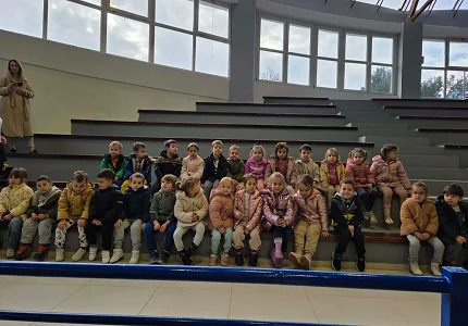 Budvanski mališani u posjeti vaterpolistima 