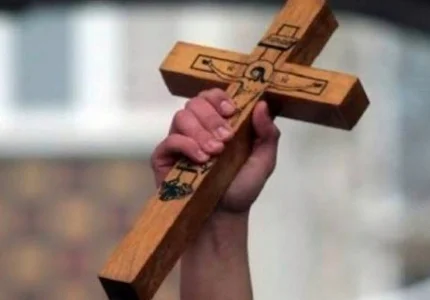 Tadicionalno plivanje za Časni krst u Budvi