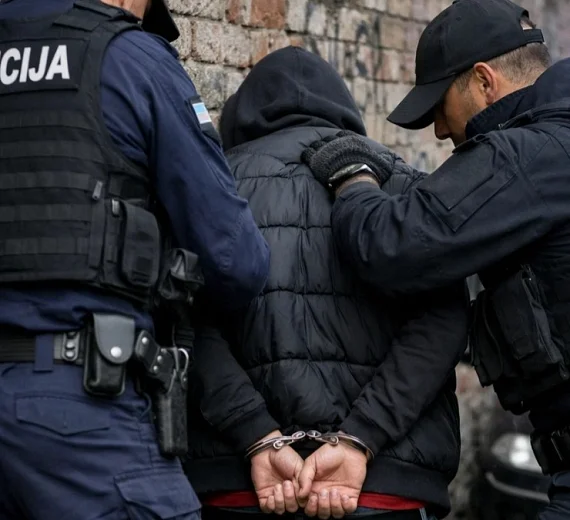 Uhapšen osumnjičeni za uličnu prodaju narkotika u Budvi