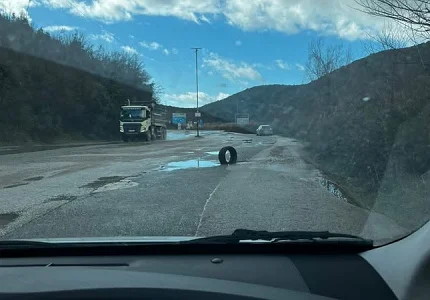 Čitaoci šalju: Apel za hitnu sanaciju ulica na Jazu