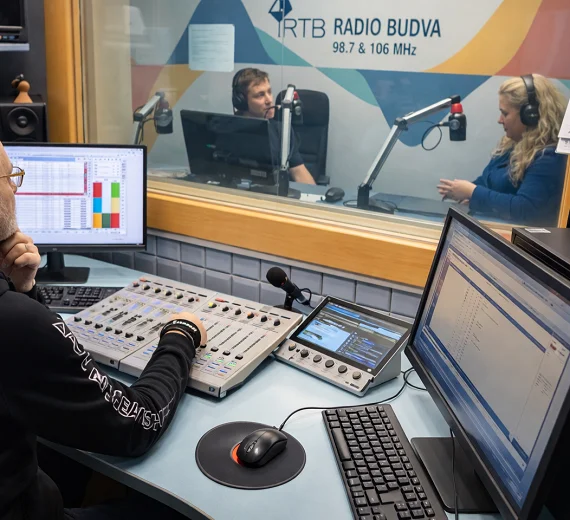 Kako je iz vizije novog grada nastala Radio Budva – glas koji traje decenijama