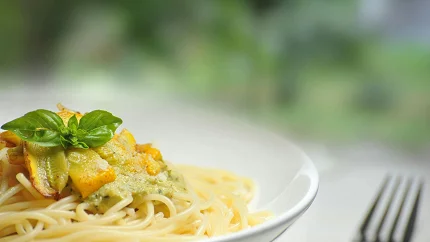 Pasta u sosu od tikvica