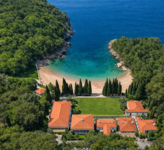 (VIDEO) Miločer i kraljevske plaže simboli ljepote Budvanske rivijere