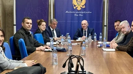 Jasnije definisati obaveze građana koji trajno odlaze u inostranstvo