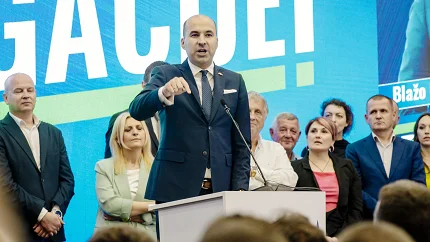 Rađenović: Vlada će nanijeti ogromnu štetu državi sklapanjem protivzakonitog poravnanja u arbitražnom postupku za Sveti Stefan