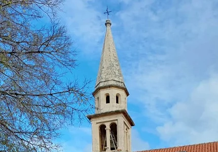 Objavljene satnice uskršnjih misa u Budvi i Petrovcu