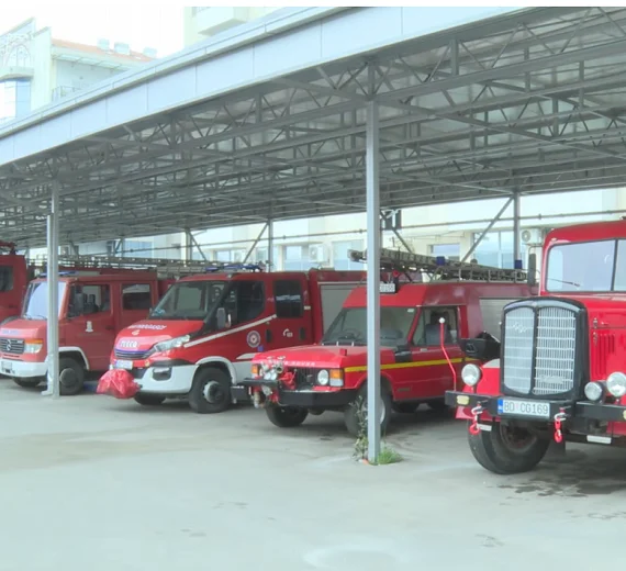 Božović: Budvanski vatrogasci spremni za sezonu, prioritet nabavka novih vozila