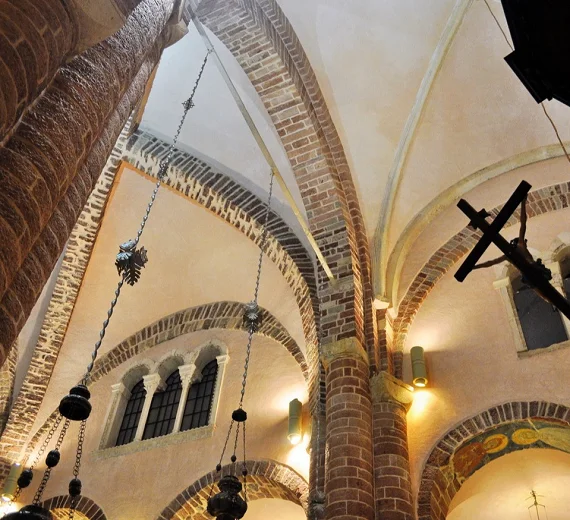 Katolički vjernici danas obilježavaju Veliki petak