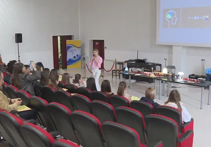 Mentalna ekologija za čistiju Budvu, mladi kroz umjetnost mijenjaju lice grada