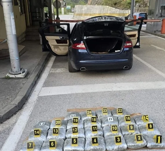 Na Šćepan polju zaplijenjeno 25 kilograma marihuane, uhapšen Zećanin