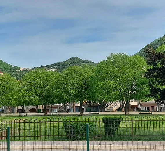 Lažna dojava o bombi u OŠ 