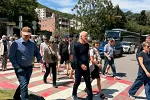 (FOTO) Kolone vozila i prepune ulice uoči večerašnjeg Abruma