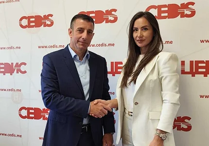 Donacija plovila za zaštitu Skadarskog jezera