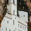 Gužve u manastiru Ostrog: Kolone na poklonjenju moštima Svetog Vasilija