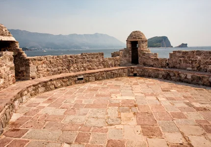 Priprema i revitalizacija starogradskih bedema u Budvi za turističku sezonu 2026.