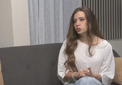 Glas koji osvaja regione: Darija Lautašević donijela prestižne nagrade u Budvu
