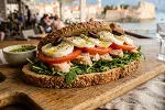 Gastronomski predah: Sendvič koji donosi mirise Jadrana na vaš sto