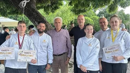 Dominacija budvanskih srednjoškolaca: Nakon Novog Pazara, osvojeno još sedam medalja na Gastro festivalu u Nišu