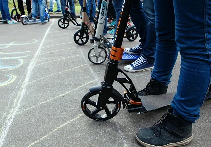 Šta sve (ne) smiješ na električnom trotinetu