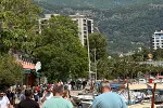 Konačno pravo ljetnje vrijeme i pune ulice u Budvi