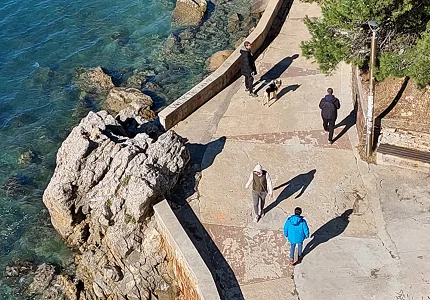 Sjutra promjenljivo oblačno, povremeno kiša ili pljusak sa grmljavinom